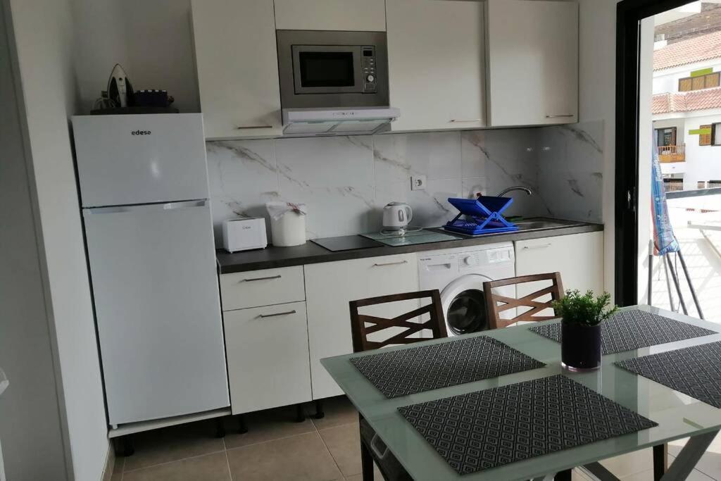 Apartment Near The Beach Playa de las Americas  Ngoại thất bức ảnh